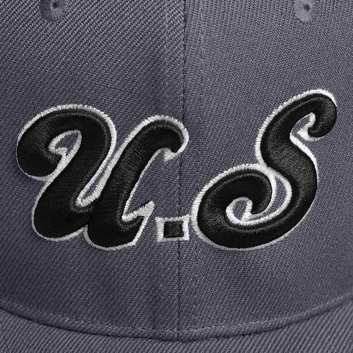 Custom White 3D Puff Embroidery Flat Embroidery Flat Eaves Sport Baseball Cap Design for Men/Women/Youth