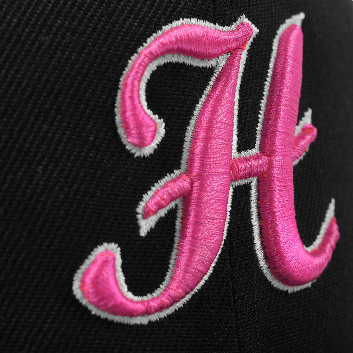 Custom White 3D Puff Embroidery Flat Embroidery Flat Eaves Sport Baseball Cap Design for Men/Women/Youth